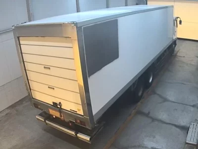 Mitsubishi FUSO TRUCK  с аукциона в Японии