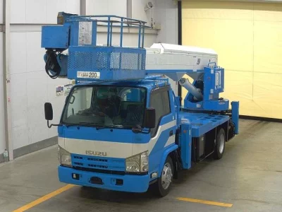 Isuzu ELF