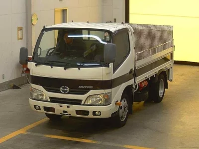 Hino DUTRO  с аукциона в Японии