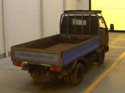 Hino DUTRO  с аукциона в Японии