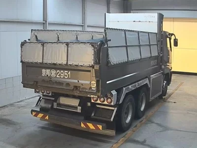 Mitsubishi FUSO TRUCK  с аукциона в Японии