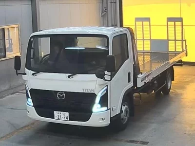 Mazda TITAN  с аукциона в Японии