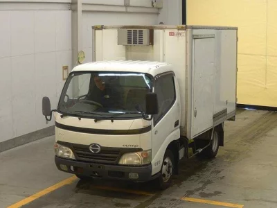 Hino DUTRO  с аукциона в Японии