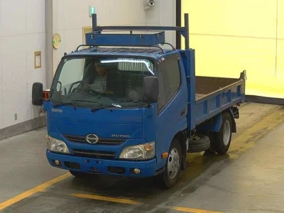 Hino DUTRO  с аукциона в Японии