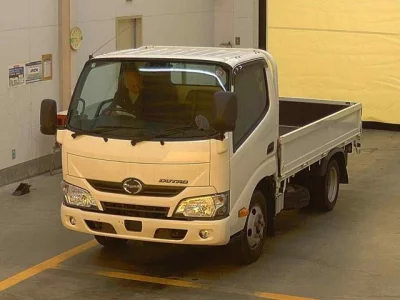 Hino DUTRO  с аукциона в Японии