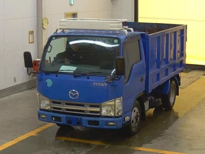 Mazda Titan