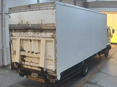 Isuzu FORWARD