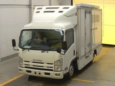 Isuzu ELF