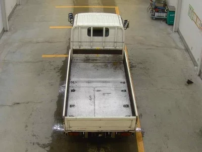 Hino DUTRO  с аукциона в Японии