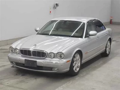 Jaguar XJ SERIES  с аукциона в Японии