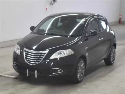 Chrysler Ypsilon  с аукциона в Японии