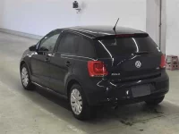 Volkswagen Polo лот № 40032 оценка 3.5  с аукциона в Японии 1