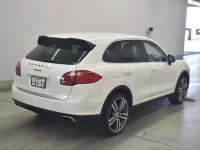 Porsche Cayenne лот № 40060 оценка 3.5  с аукциона в Японии 4