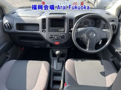 Nissan AD