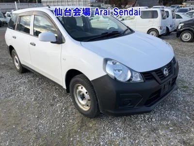 Nissan AD