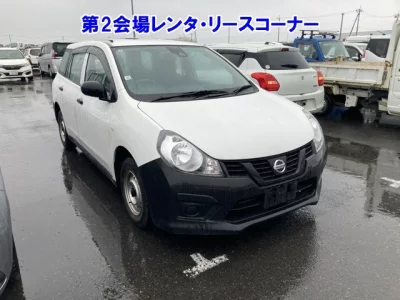 Nissan AD