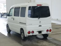 Nissan CLIPPER VAN лот № 2702 оценка RA  с аукциона в Японии 1