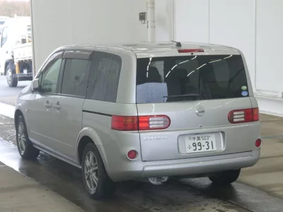 Nissan Lafesta