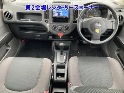 Nissan AD