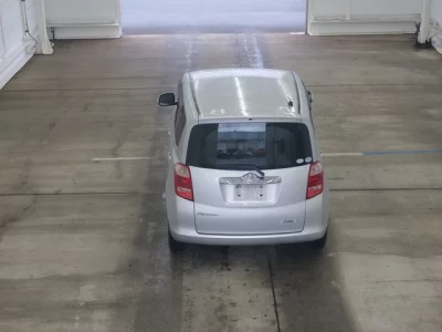 Toyota RACTIS  с аукциона в Японии