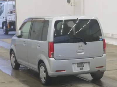 Nissan OTTI  с аукциона в Японии