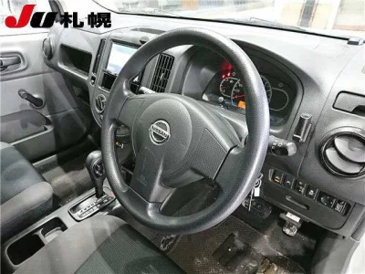 Nissan AD