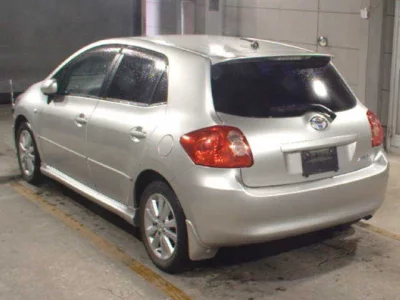 Toyota AURIS  с аукциона в Японии