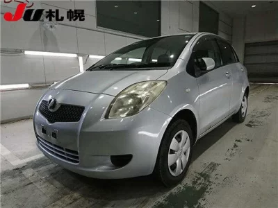 Toyota VITZ  с аукциона в Японии