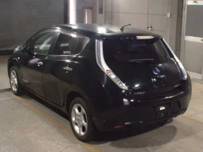 Nissan LEAF  с аукциона в Японии