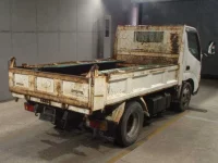 Toyota DYNA лот № 9901 оценка R  с аукциона в Японии 4