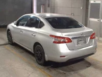 Nissan SYLPHY лот № 4 оценка 3.5  с аукциона в Японии 1