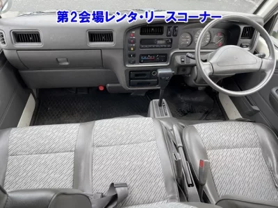 Nissan Caravan