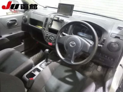 Nissan AD
