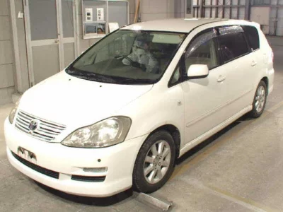 Toyota Ipsum