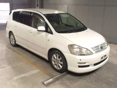Toyota Ipsum