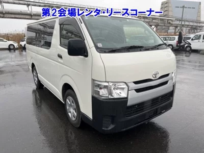Toyota HiAce Van