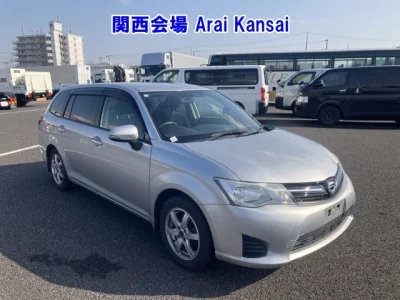 Toyota COROLLA FIELDER  с аукциона в Японии