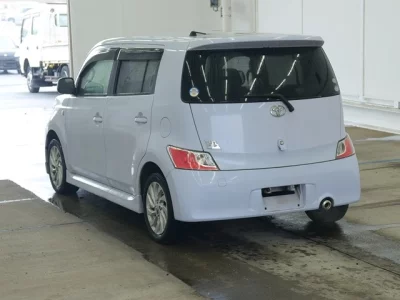 Toyota BB  с аукциона в Японии