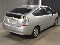Toyota Prius лот № 8272 оценка 3.5  с аукциона в Японии 4