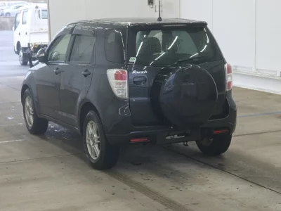 Toyota Rush