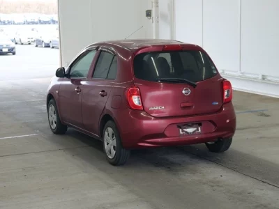 Nissan March