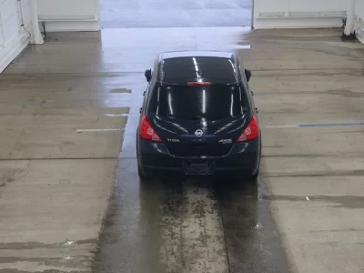 Nissan TIIDA  с аукциона в Японии