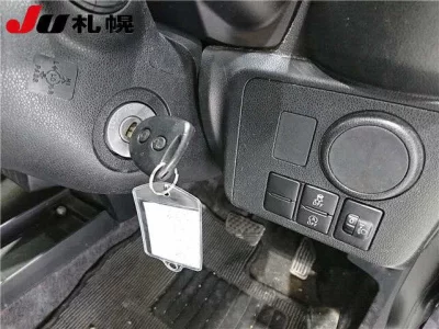 Toyota PIXIS EPOCH  с аукциона в Японии