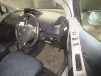 Toyota VITZ лот № 8393 оценка 3  с аукциона в Японии 6