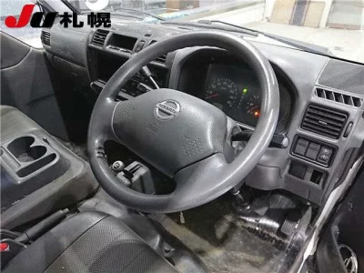 Nissan Vanette