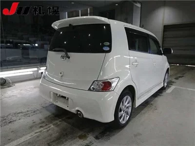 Toyota bB