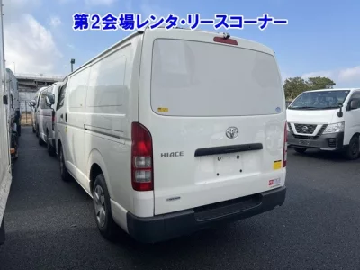 Toyota HiAce Van
