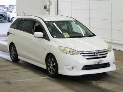Nissan Lafesta