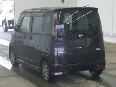 Nissan ROOX  с аукциона в Японии