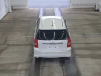 Toyota WISH лот № 2552 оценка 3.5  с аукциона в Японии 2